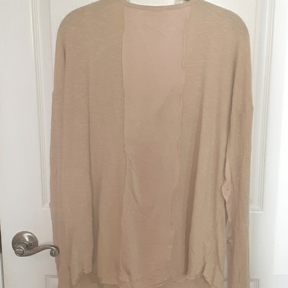 Heyson oversized medium long sleeve drop shoulder top with pockets and grommets - Picture 5 of 8